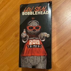 NEW SF Giants Race Bobblehead Lou Seal 2019